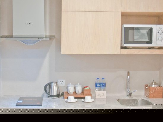 禅意村舍高级房