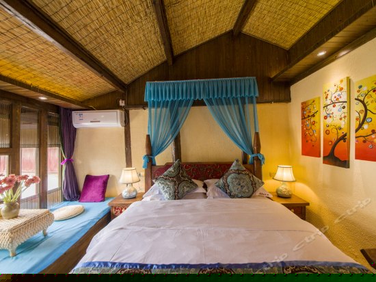 魅酷一族大床房