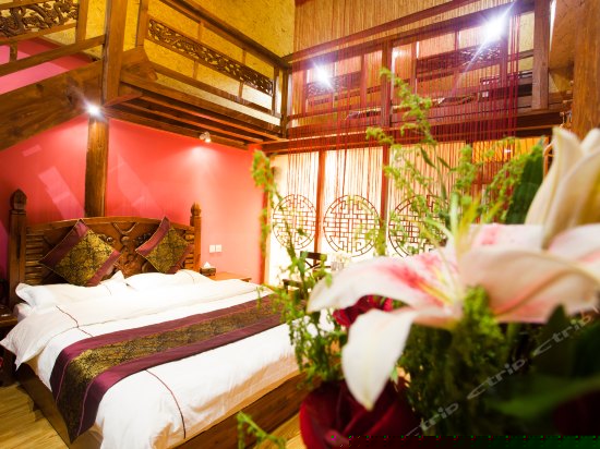 豪华复式家庭房