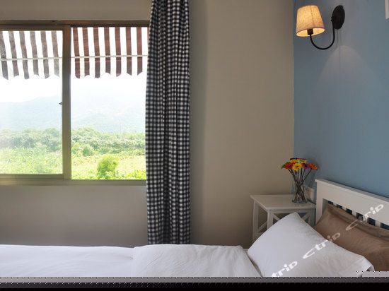 阳台山景大床房