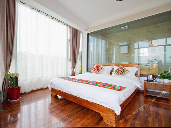 海云天海景露台大床房