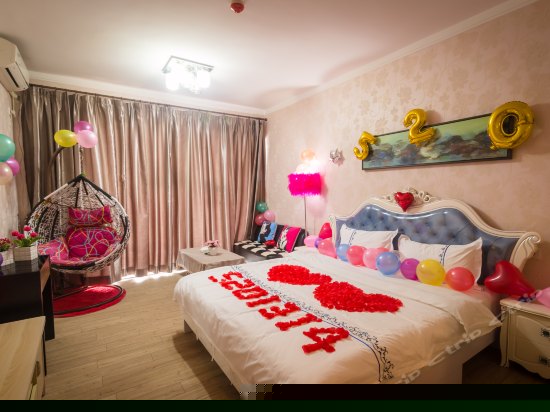 为爱定制浪漫主题房