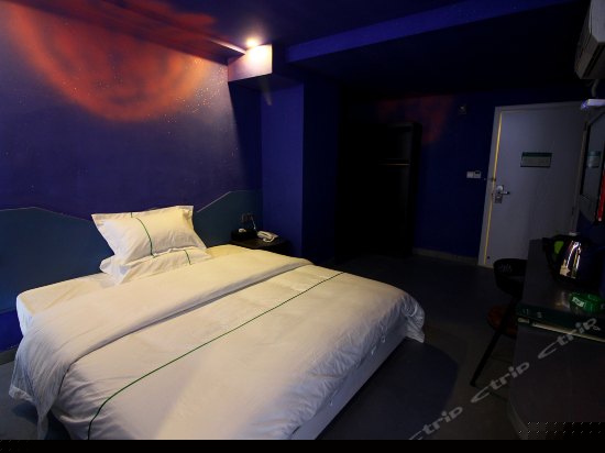 精品概念大床房