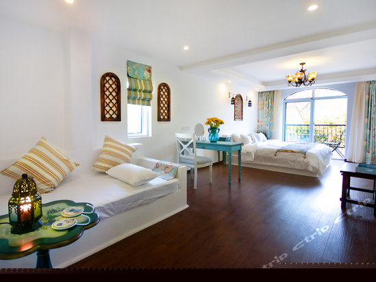 奢华山景小套房（露台景观）