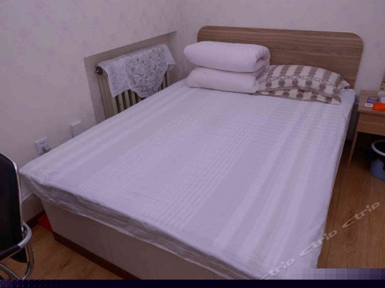 独卫大床房(无窗)