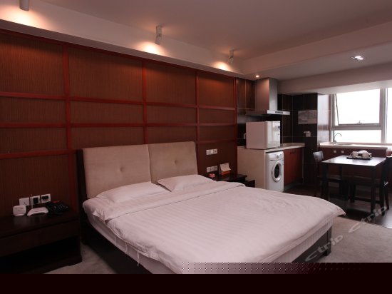 唯美豪华大床房(中宾)