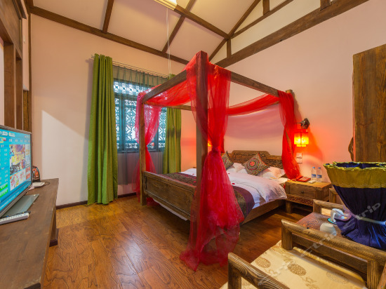 二号店豪华大床房