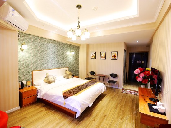 凌樱观景大床房