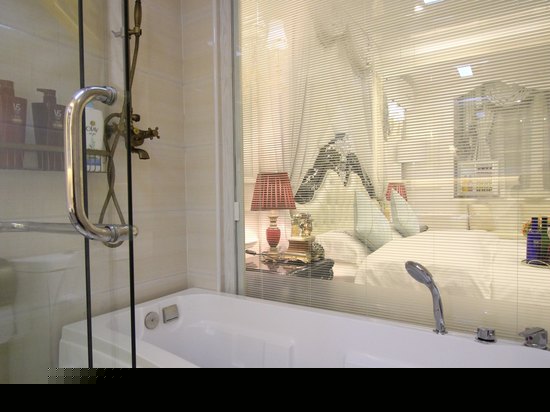 豪华宫廷大床房