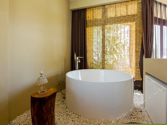 玉龙雪山全景房