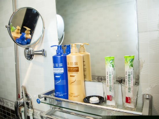 朱楼碧瓦豪华土炕房