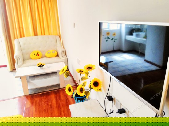 向日葵主题情侣房