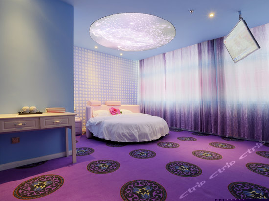 精品特色大床房