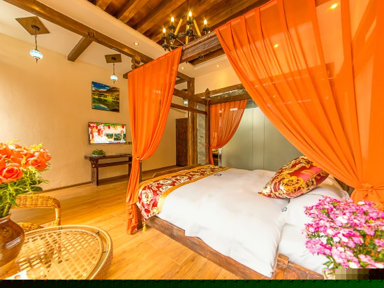 尊享蜜月高级套房