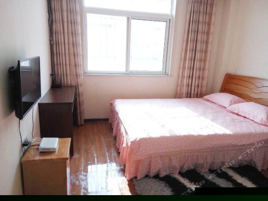 精品地毯大床房