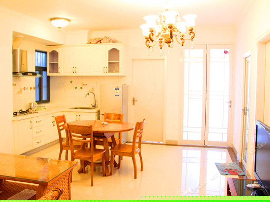 蔚蓝海景三室一厅