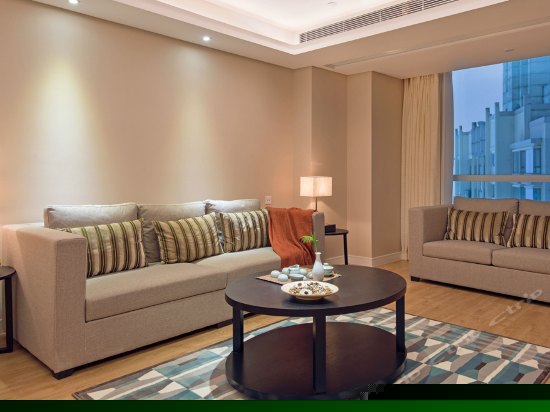 湖景双卧大床套房公寓