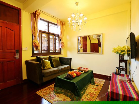 格姆纳福-雪山观全景复式