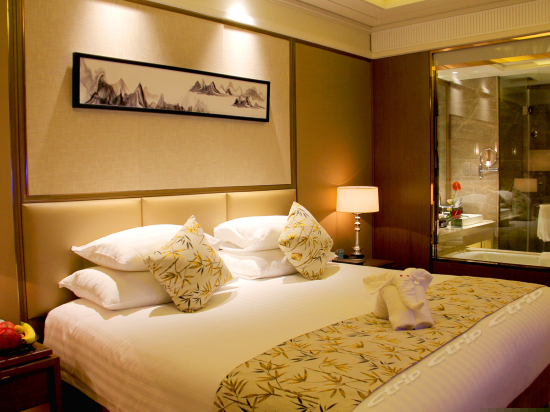 高级市景大床房