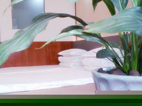 云山居超大床榻榻米房