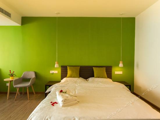 卡夫卡院景大床房