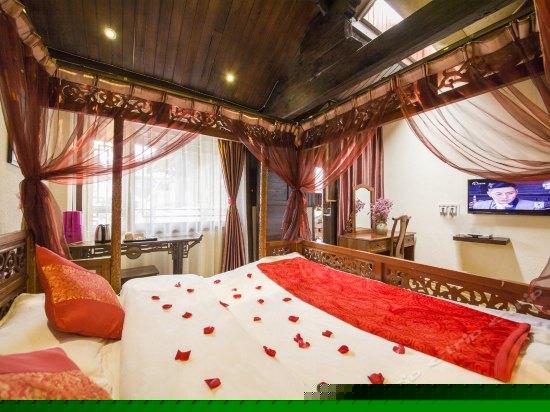 204缘定今生 龙床房