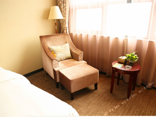 高级大床房
