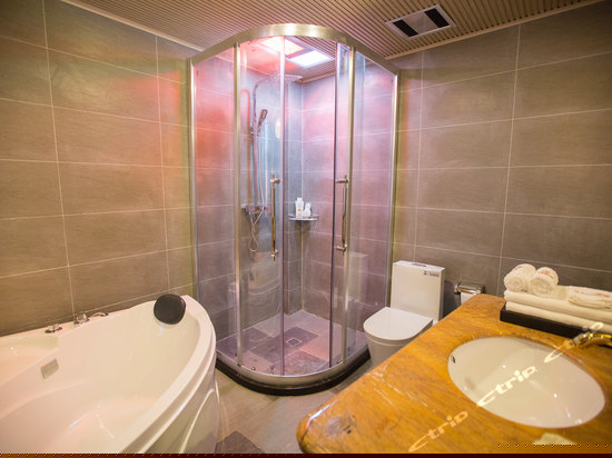 二楼东南亚大床