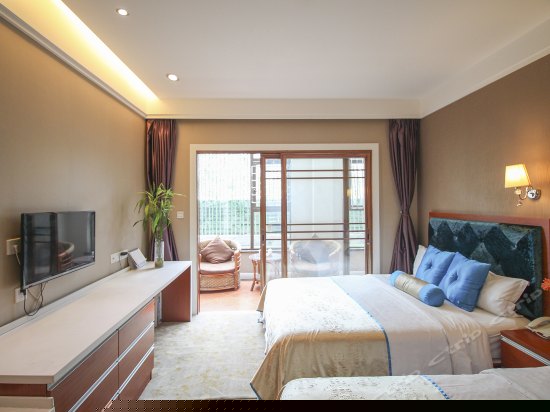 花园阳光双床间