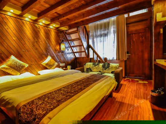 豪华复式家庭房