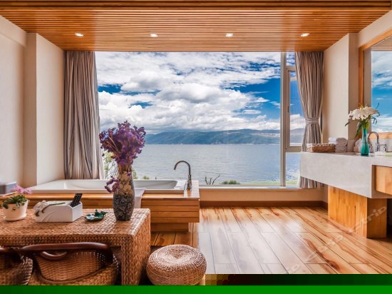 爱有天意榻榻米海景房