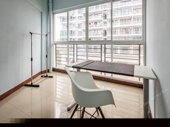 朝花夕拾大床房