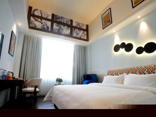 尊享主题大床房