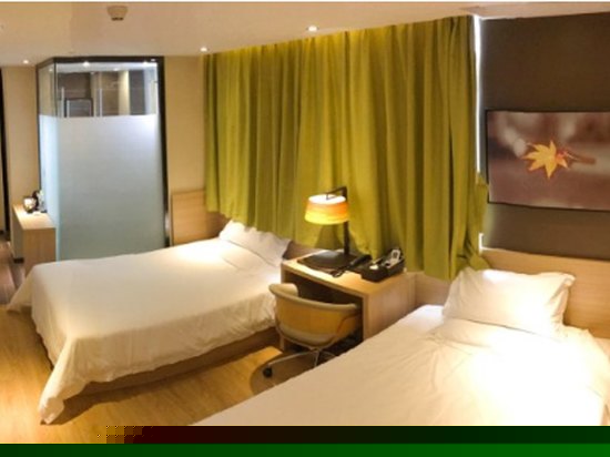 iu Bigger（B格双床间）