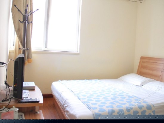 标准大床房(无窗)