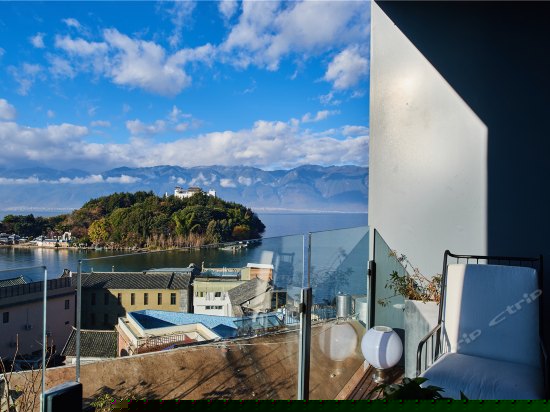 最美洱海阳台海景双床房