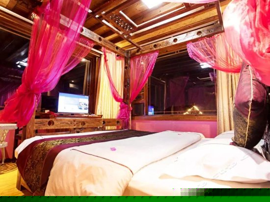 全景蜜月大床房