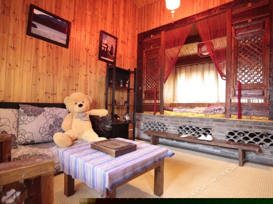 青稞蜜月大床房