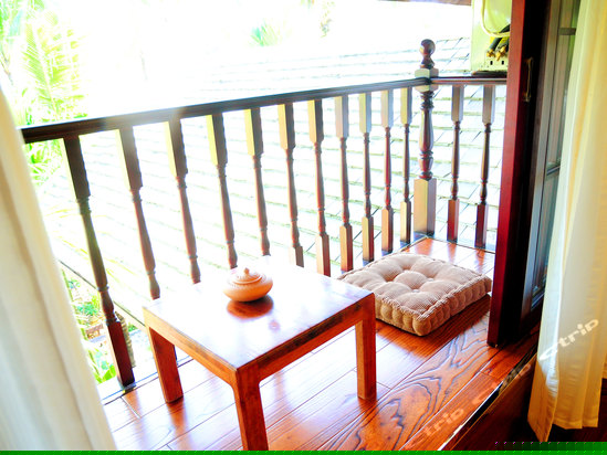 阳台大床房