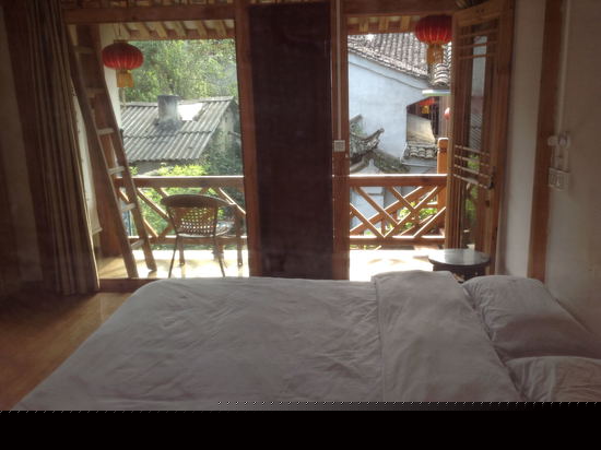 二楼阳光观景大床房