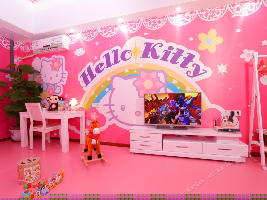 HelloKitty滑梯三床房