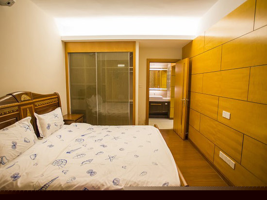 豪华园景套房一室一厅