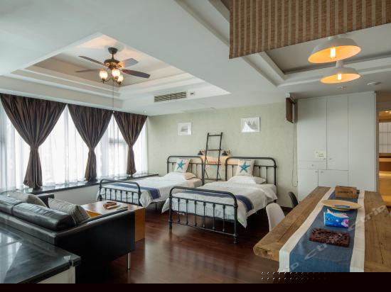 暇空间豪华四人套房