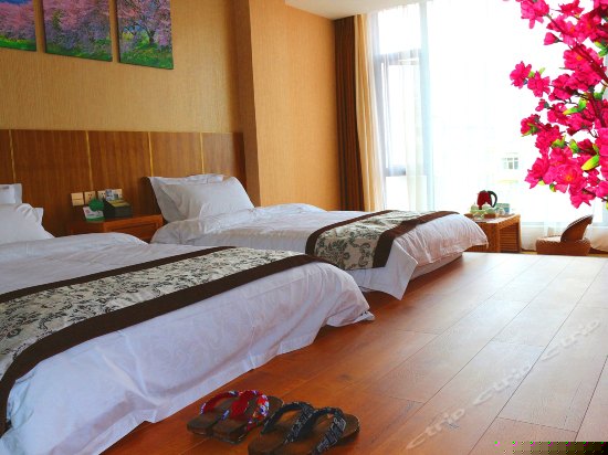 日式榻榻米山景标间