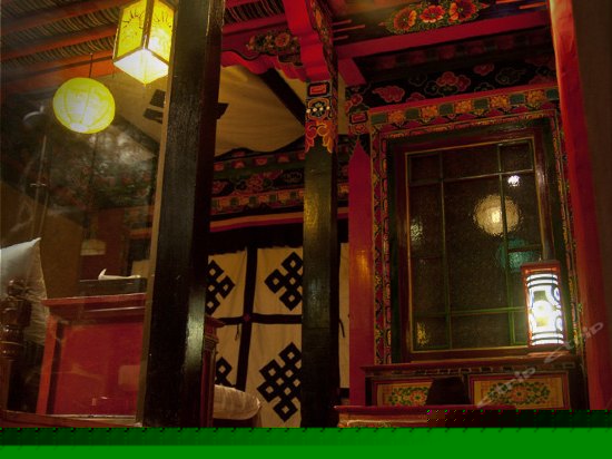 露台观景间-布达拉宫景