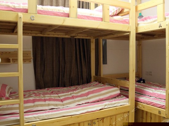 四人间(床位房)