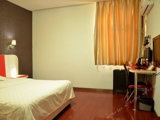 全新电脑大床间