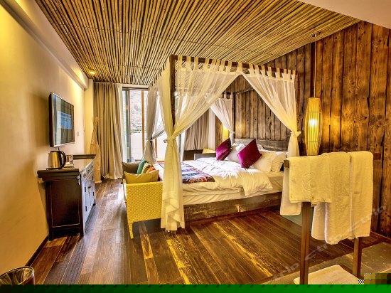 高级海景大床房