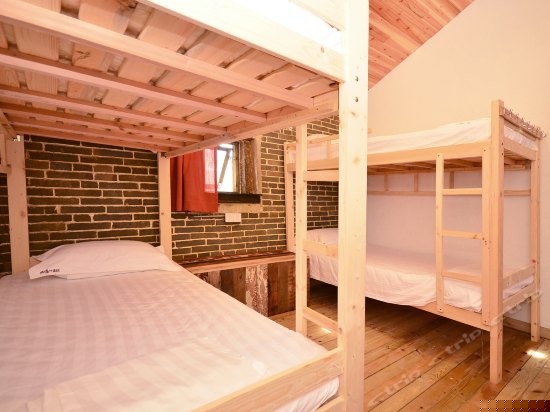 203(四人间床位房/公卫)