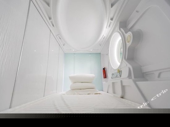 太空舱（竖舱）